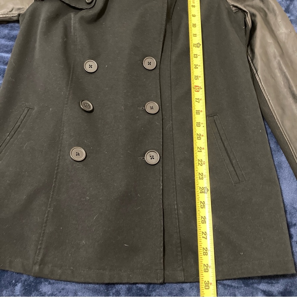 TORRID Womens
PeaCoat with Faux
Leather Sleeves- Size 00 Black - Picture 11 of 16